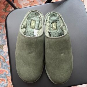 UGG Green Suede Slippers mens size 10